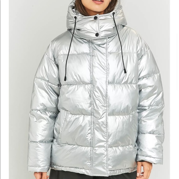 Light Before Dark Metallic Silver Puffer Jacket - Picture 1 of 4